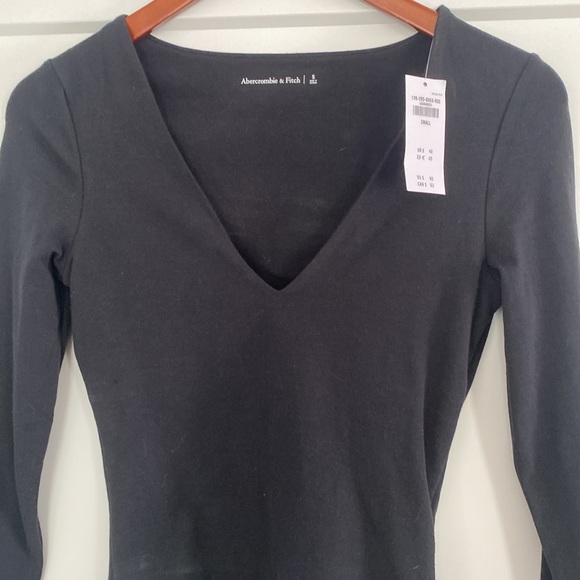 NWT Abercrombie and Fitch Low Cut Black Bodysuit - Picture 2 of 4